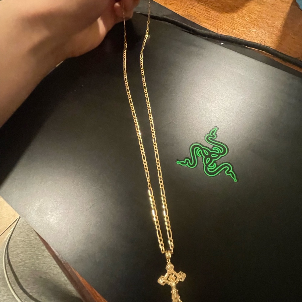 18K 750 UAE Gold Necklace 23” long 3mm with a 14KS INRI crucifix pendant